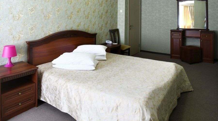 Семейный 2-местный 2-комнатный (корпус 1-5)